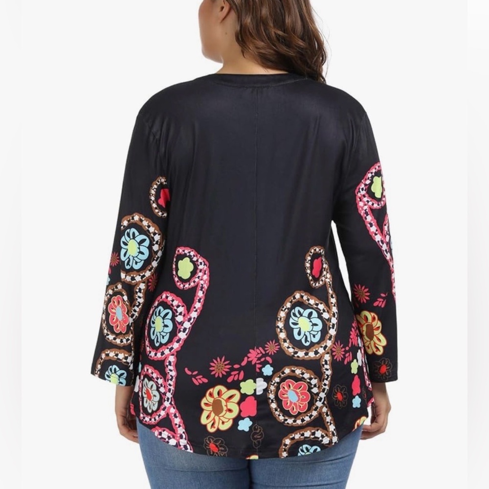 Blouse floral NWT - Picture 2 of 2